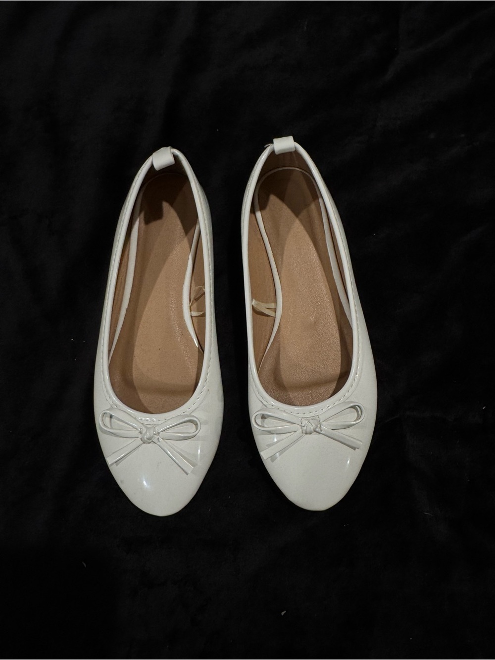 Women’s White Patent Ballet Flats with Bow